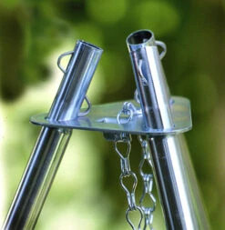 Relags Dreibein Feuergestell Mit Grillrost 5 Relags Dreibein Feuergestell Mit Grillrost -Camping Verkäufe 389340 1