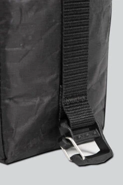 Hyperlite Mountain Gear Shoulder Pocket -Camping Verkäufe ShoulderPocket BACK DETAIL